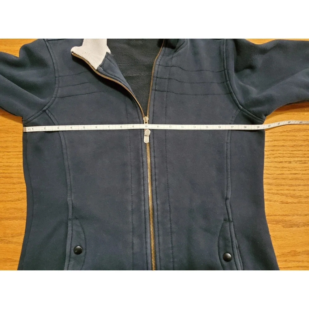 Columbia Women’s Full Zip Fleece Jacket Size M Navy Blue Sherpa Lined Soft Warm